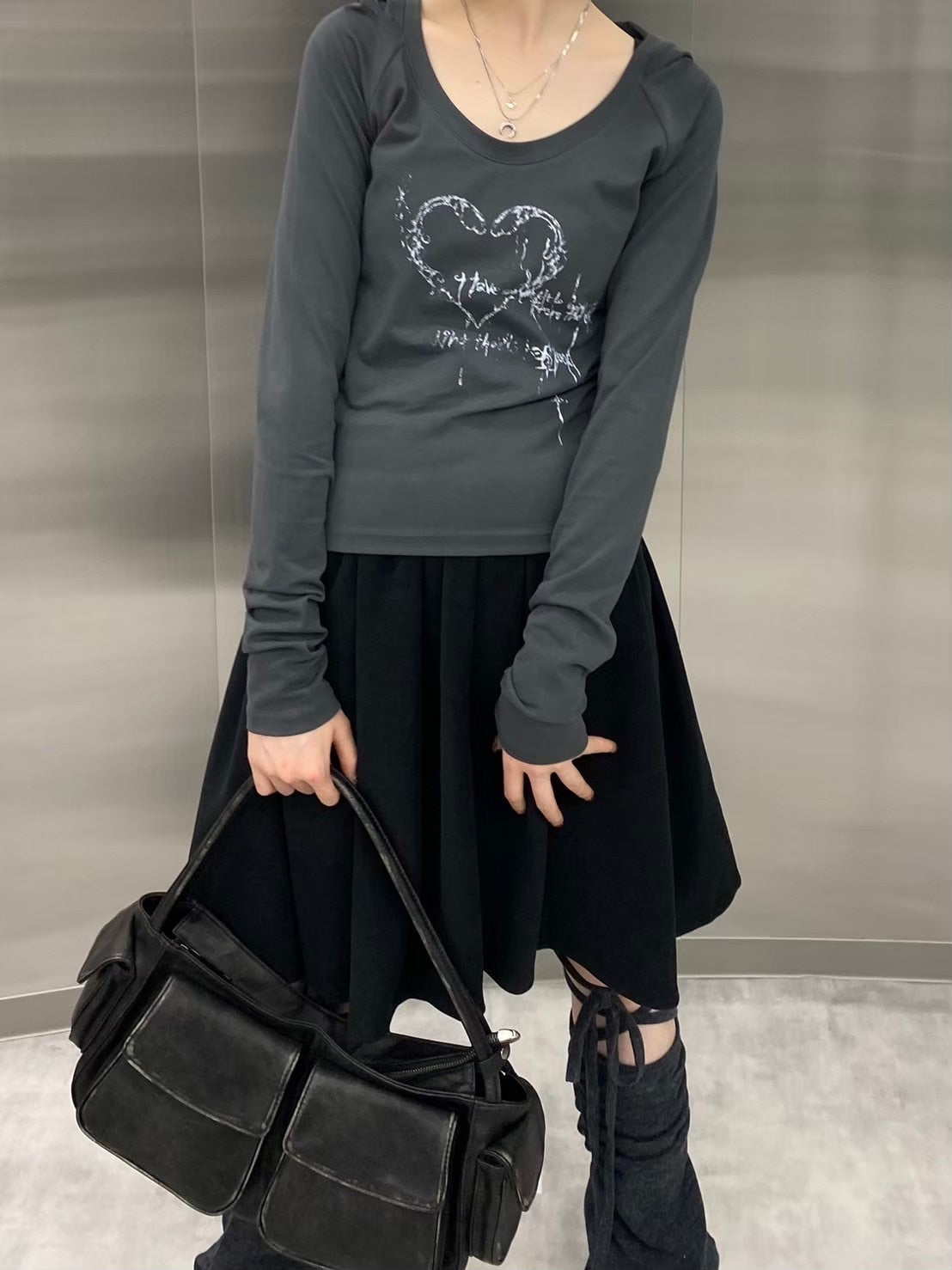 受注制【nmtc +】design hooded crop long sleeve (2color)