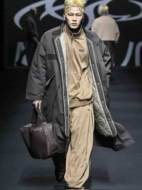 【AJOBYAJO】One Tuck Track Pants