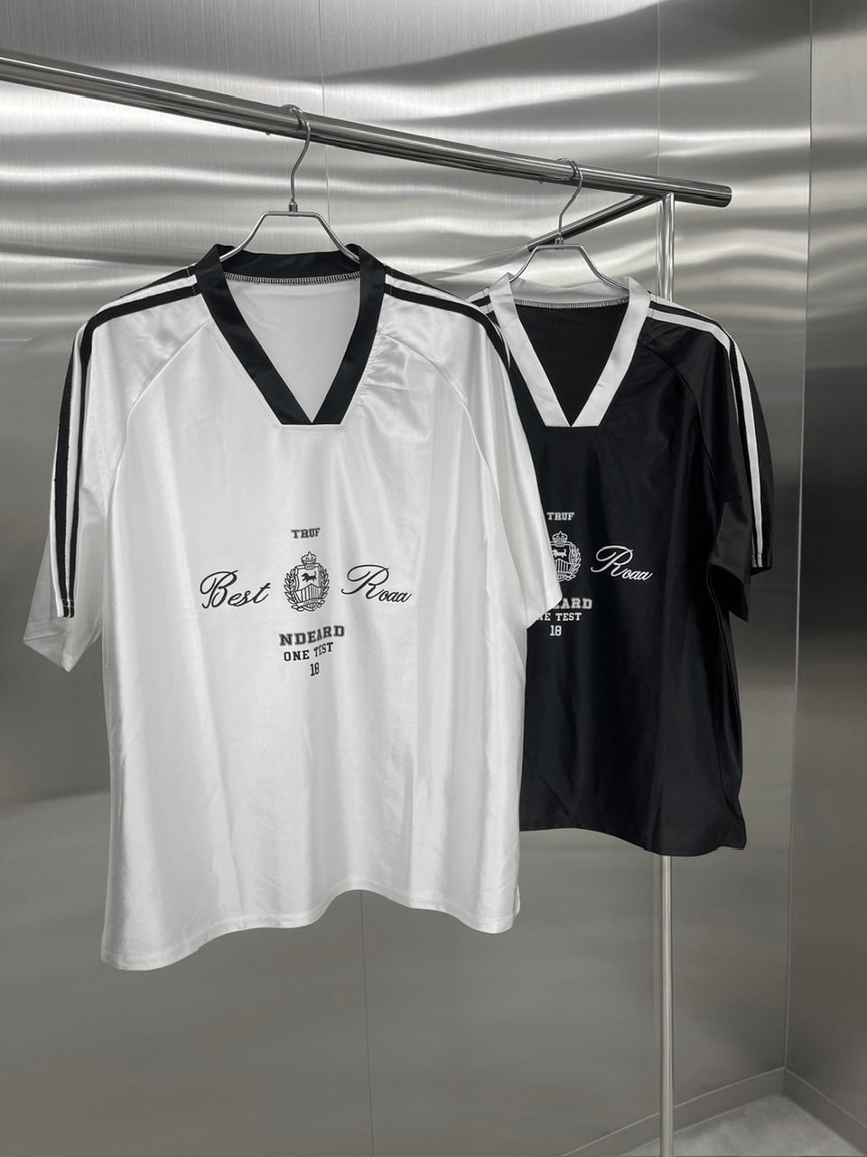 受注制【nmtc +】side line uniform tee (2color)