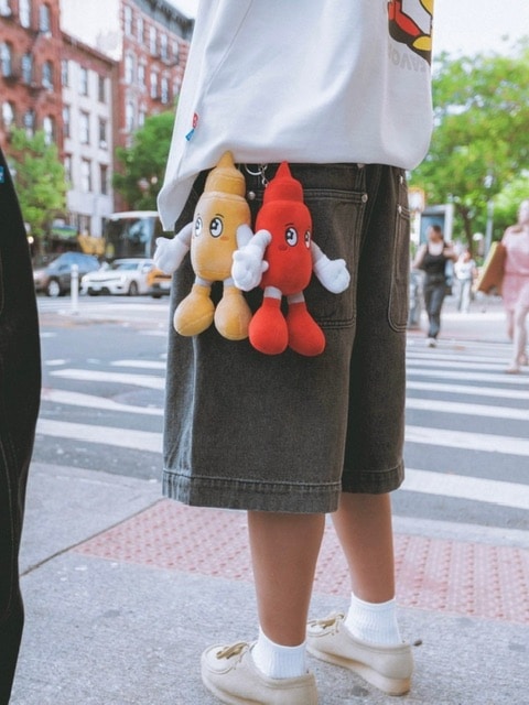 【VANDY THE PINK】KETCHUP PLUSHY KEYCHAIN