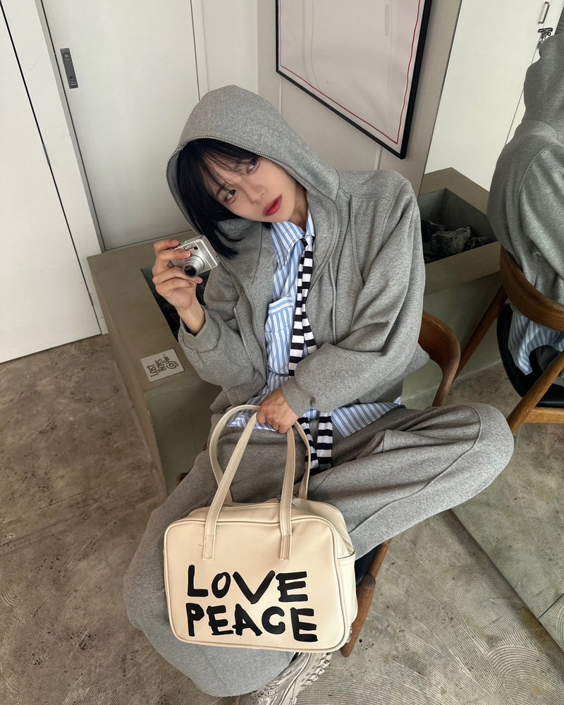国際配送【LUV CODE】layered zip up hoodie
