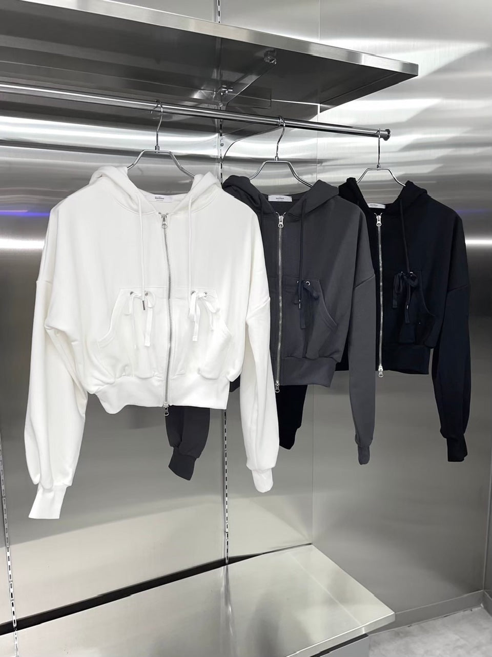 受注制【nmtc +】ribbon crop zip up hoodie (3color)