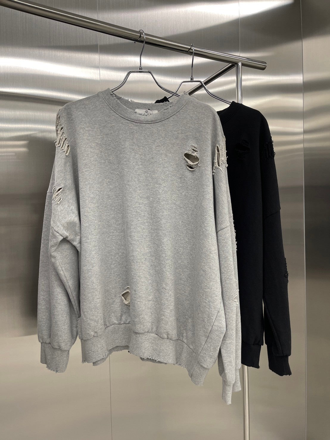 【nmtc +】damage sweat shirts (2color)