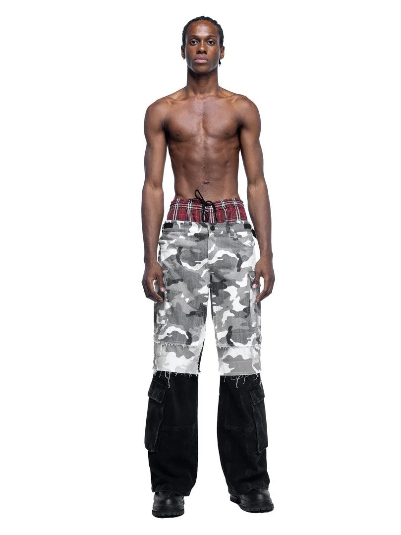 【The Boy Has No Patience】Prince Of Darkness Camouflage Stitching Four-In-One Overalls