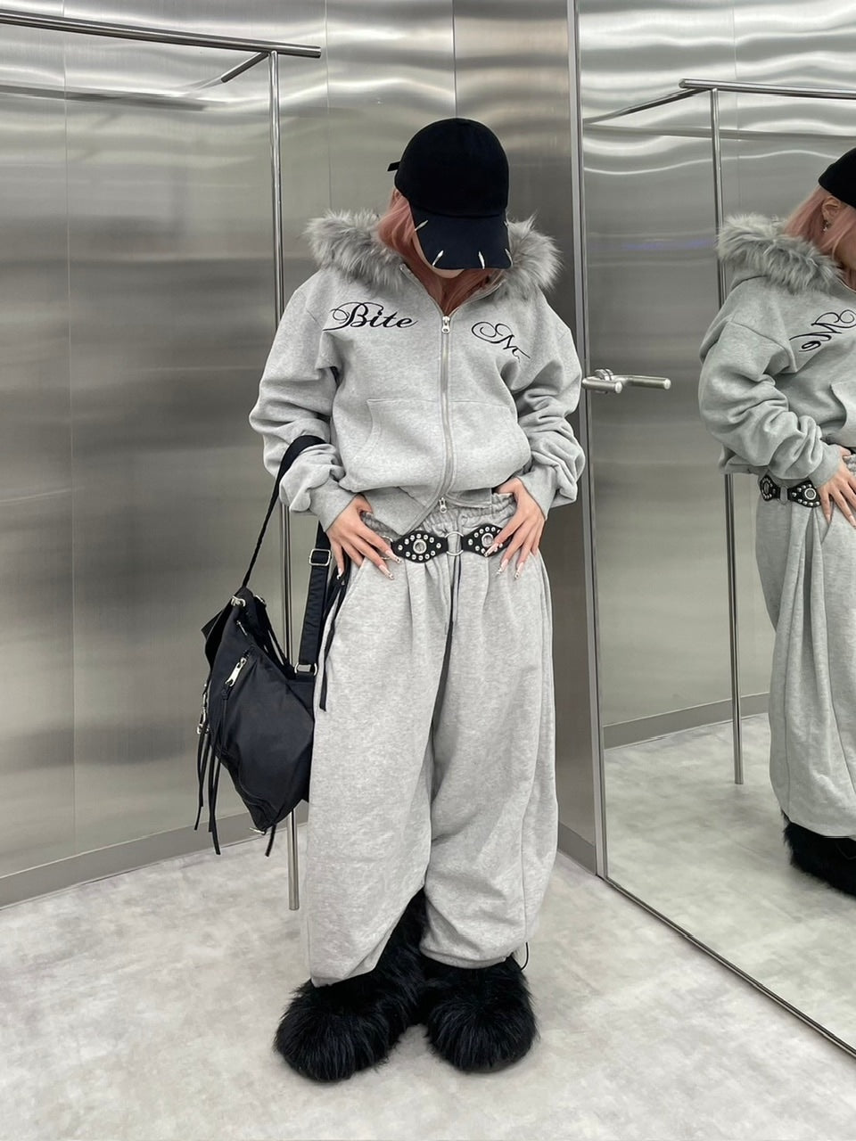 nmtc+】embroidery fur zip up hoodie (2color) – PRESSING WEB SHOP