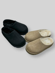 受注制【Chikashitsu +】volume toe suede mule (2color)