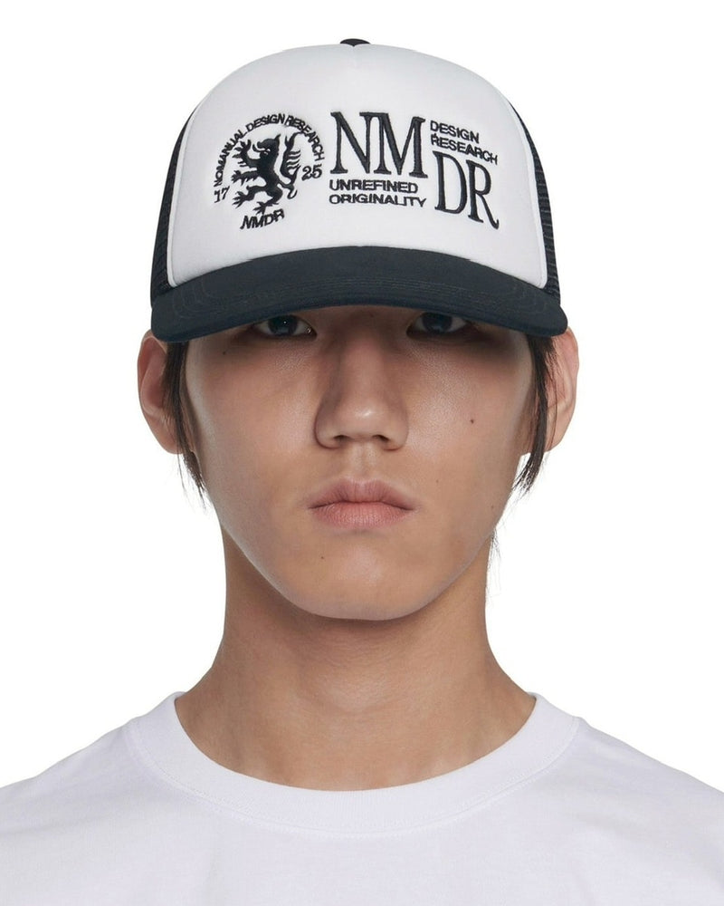 【NOMANUAL】EMBLEM TRUCKER CAP