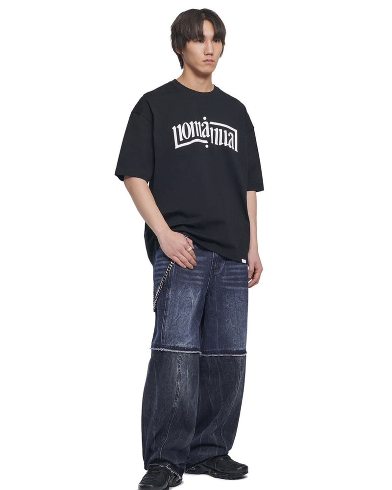 【NOMANUAL】ARCHED TEXT T-SHIRT