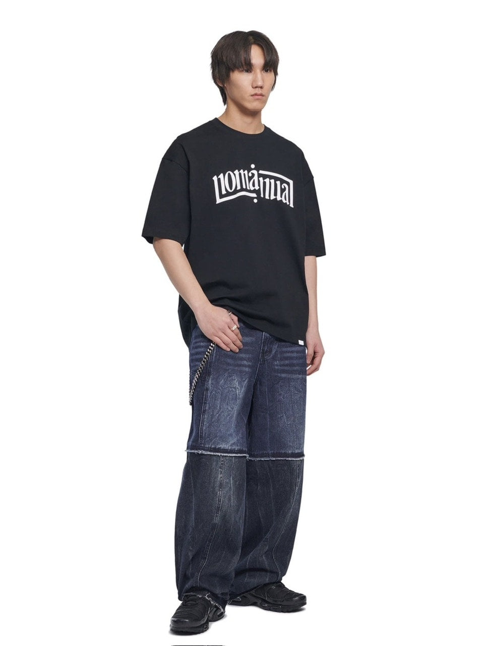 【NOMANUAL】ARCHED TEXT T-SHIRT