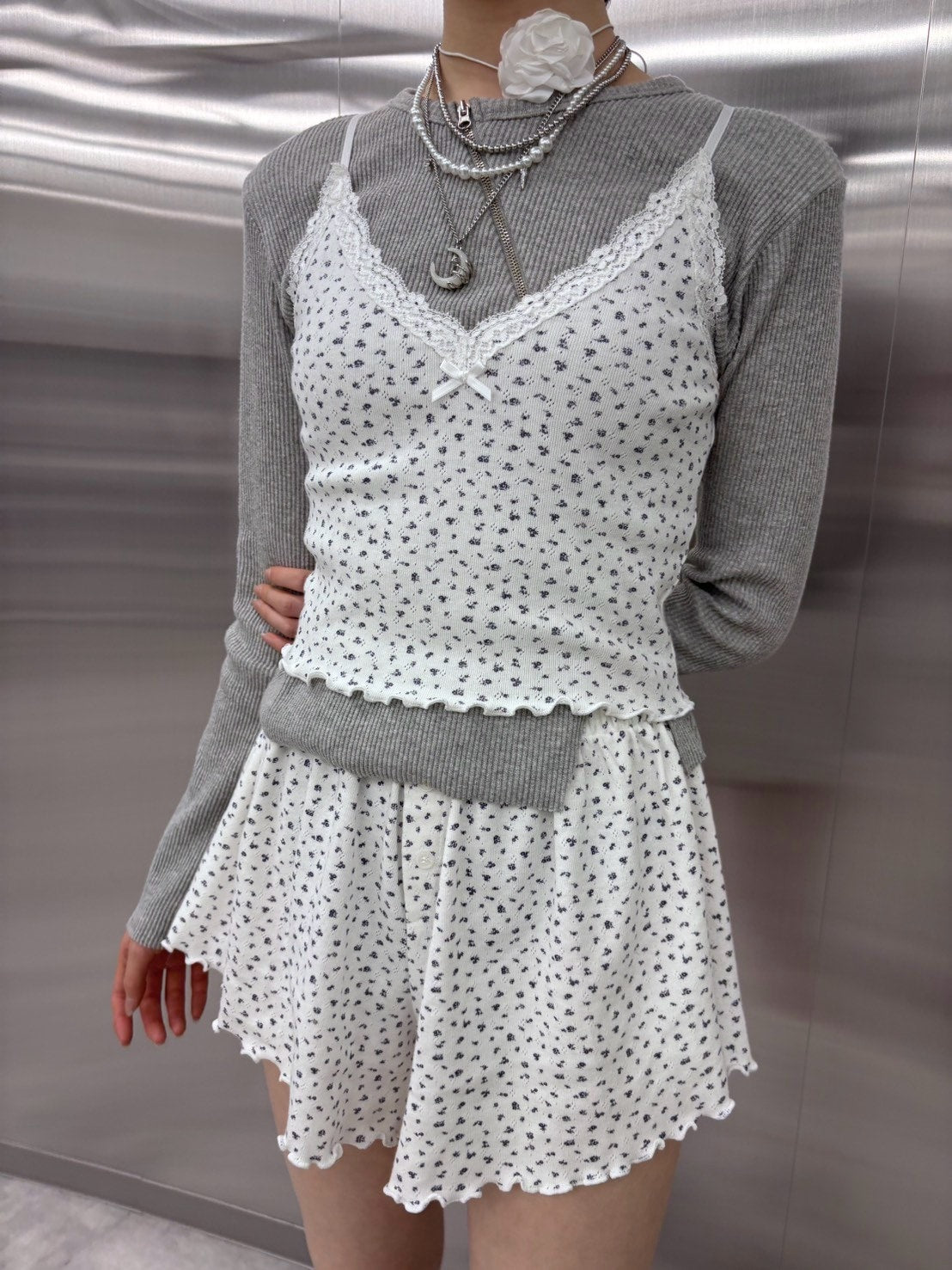 受注制【nmtc +】flower camisole (2color)