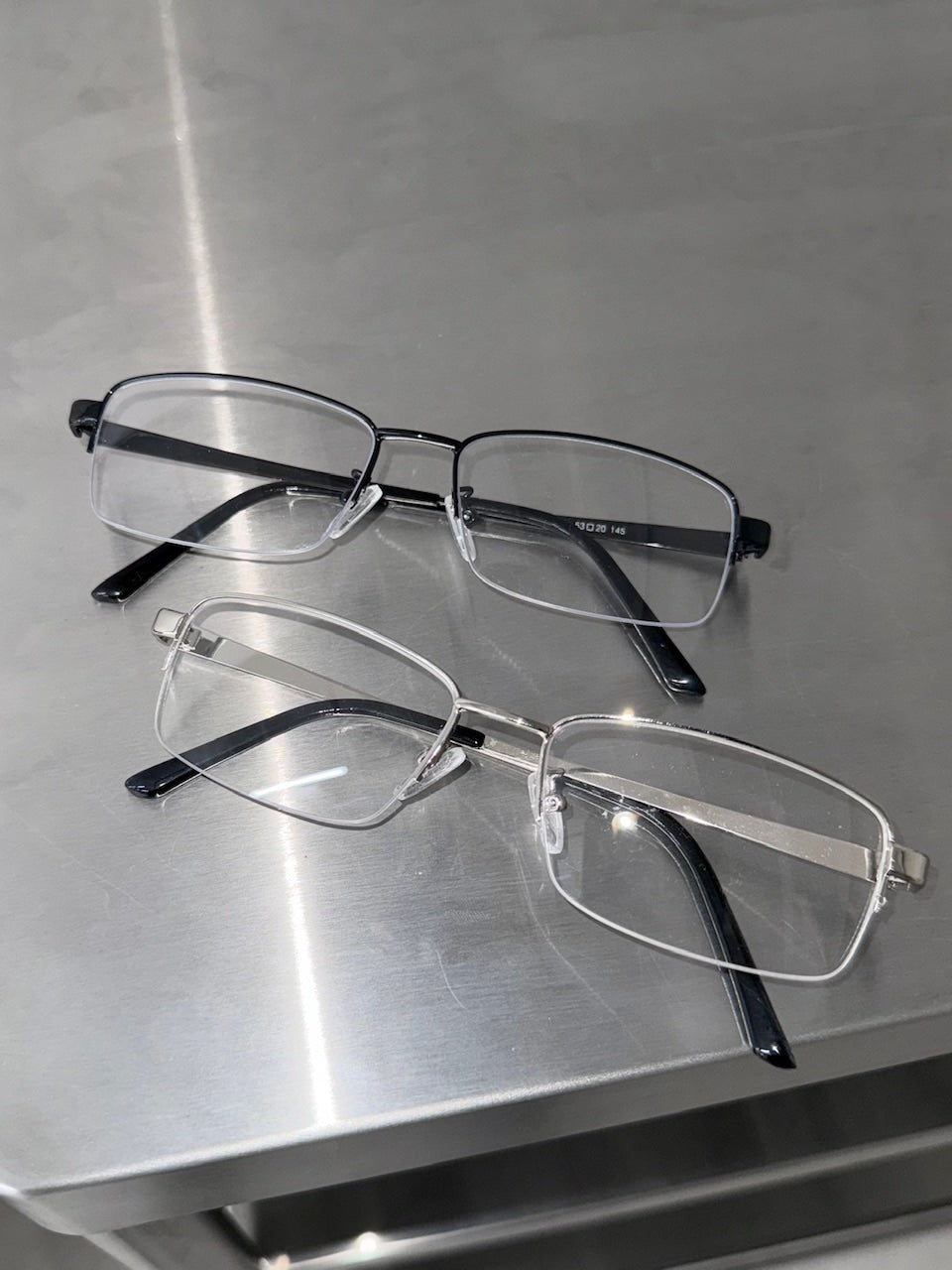 国際配送【Nerd out XU】half rim glasses (2color)