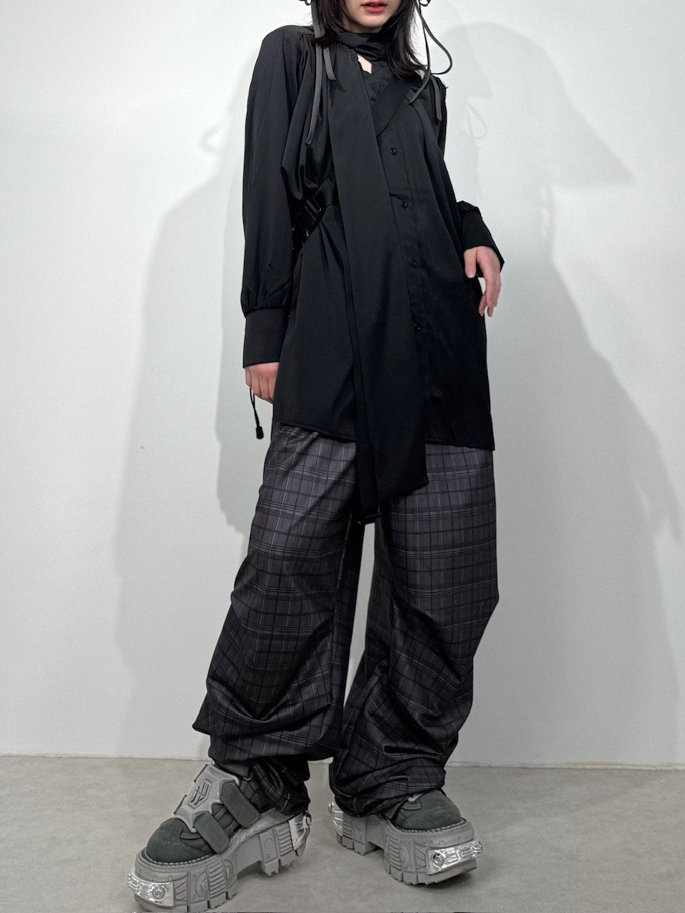 国際配送【Nerd out XU】check tuck wide pants