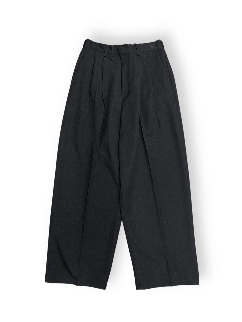 受注制【Chikashitsu +】easy semi wide slacks