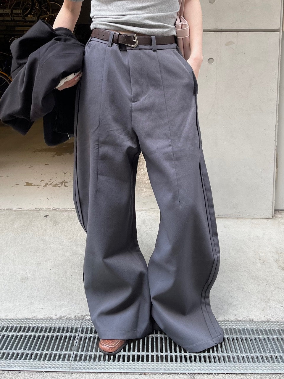 受注制【Chikashitsu +】side design wide slacks (2color)