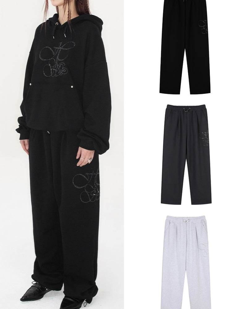 【HOLY NUMBER 7】HIPHOP OVER BALLOON FIT CUBIC LETTERING TRAINING PANTS