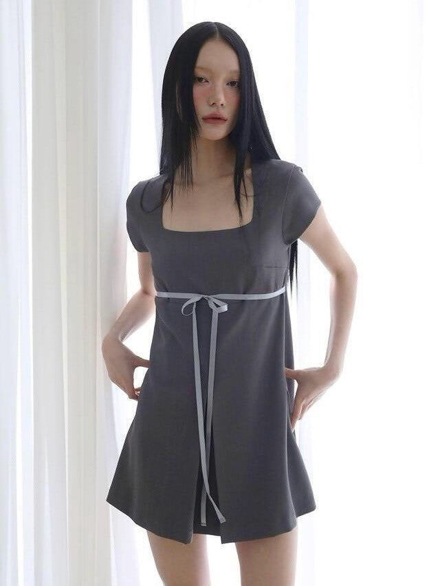 【Uglyshadow】SQUARE RIBBON DRESS