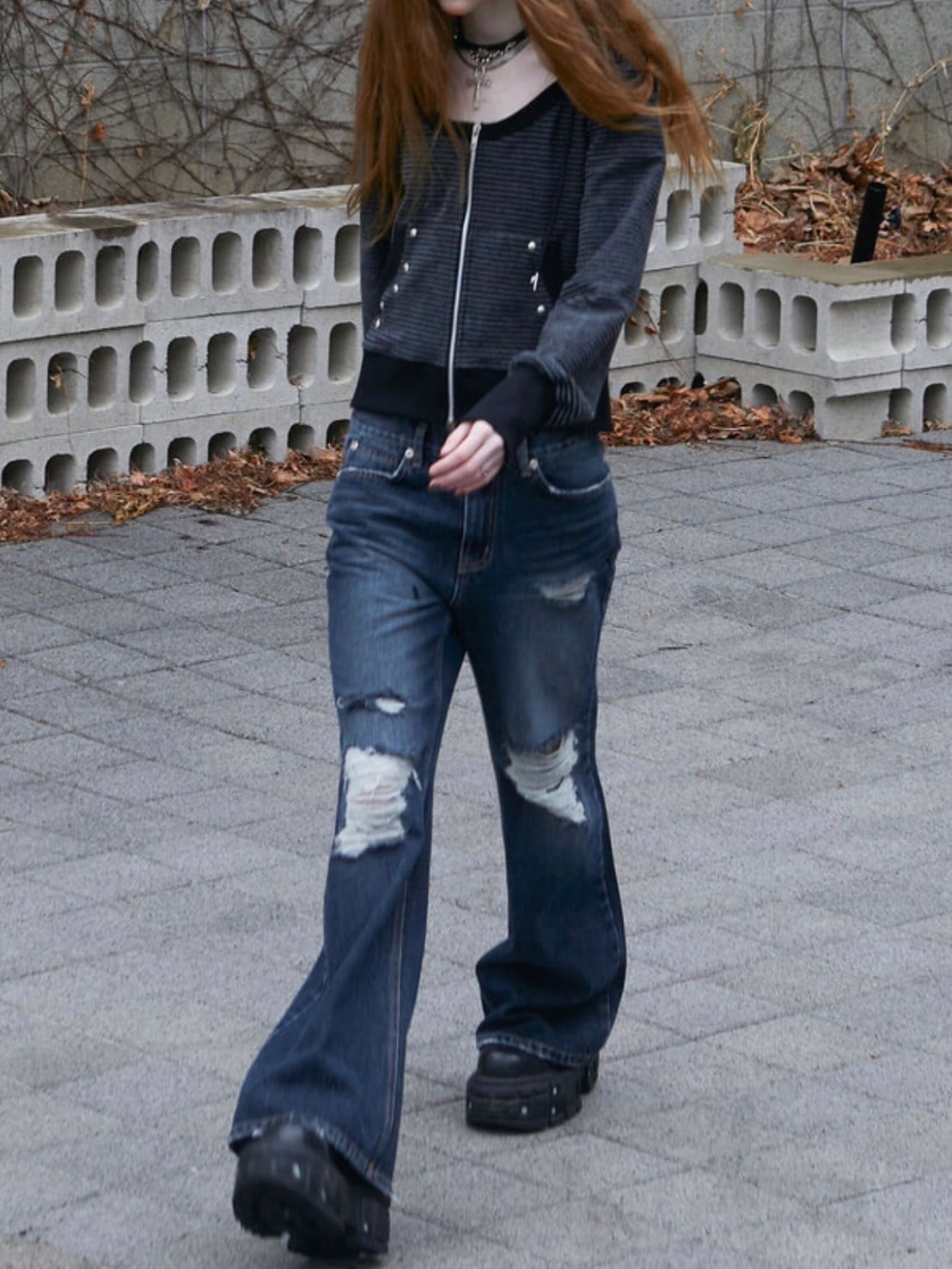 【NOT KNOWING】Destroyed Flared Jean