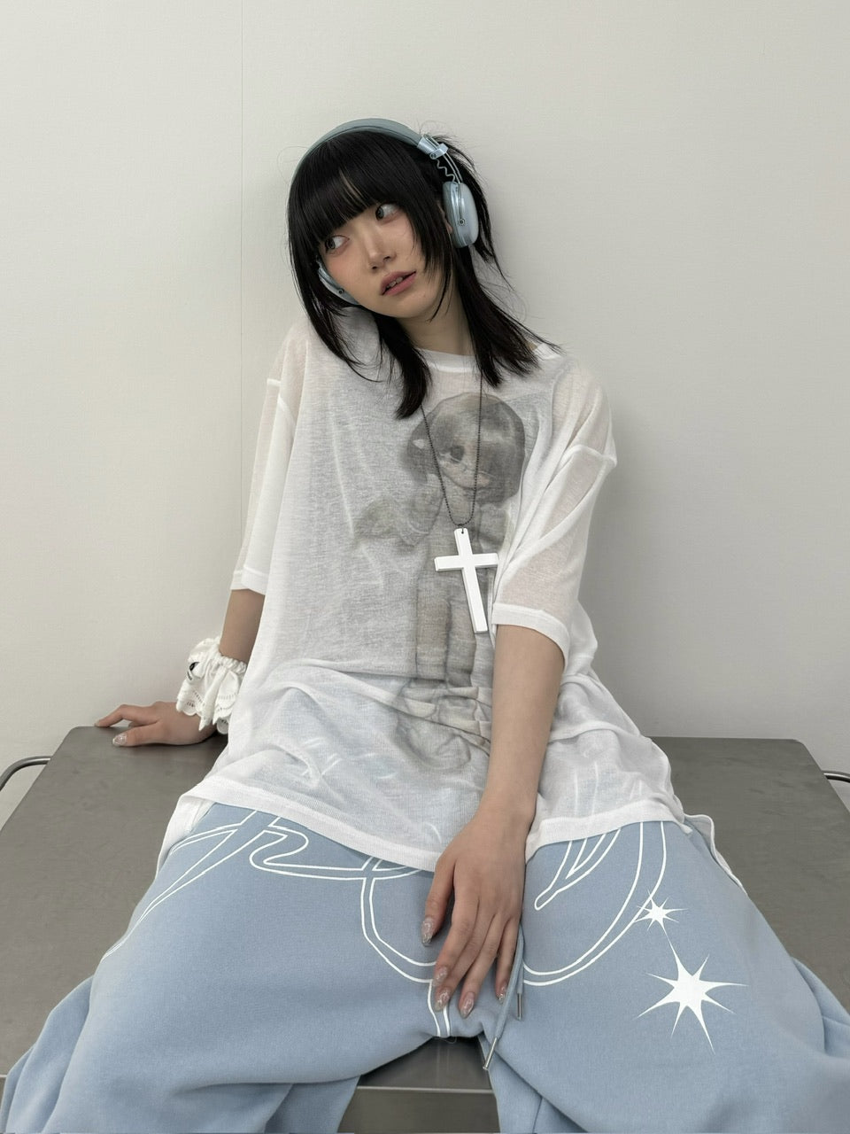 国際配送【Nerd out XU】Girl is angel see-through tee (2color)