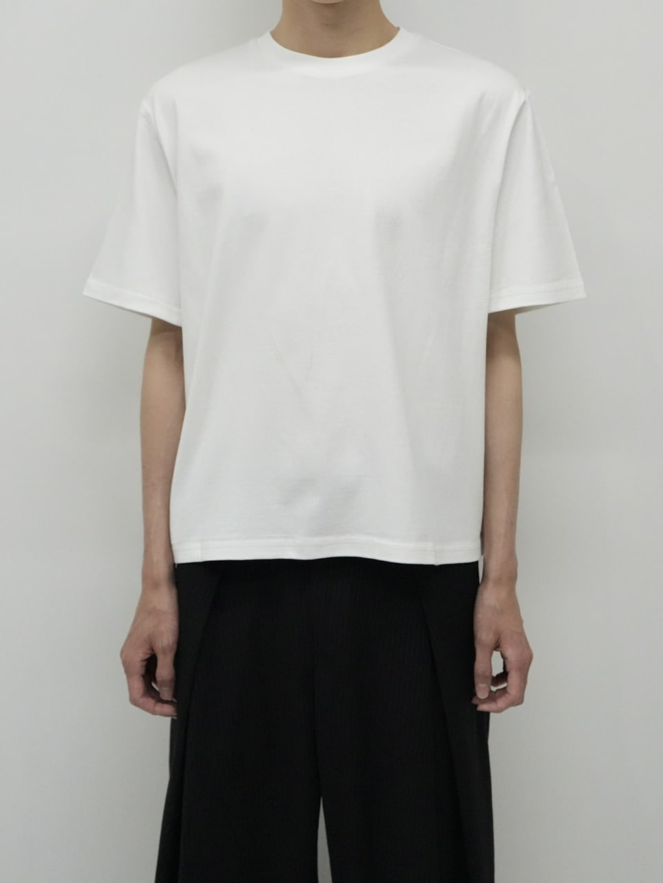 【CS】2-PIECE CROPPED PACK TEE