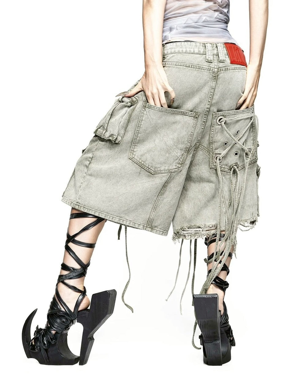 【LATUI ATELIER】FRISSON JEANS / 【ラトゥイ アトリエ】ポケットストリングデニムハーフパンツ