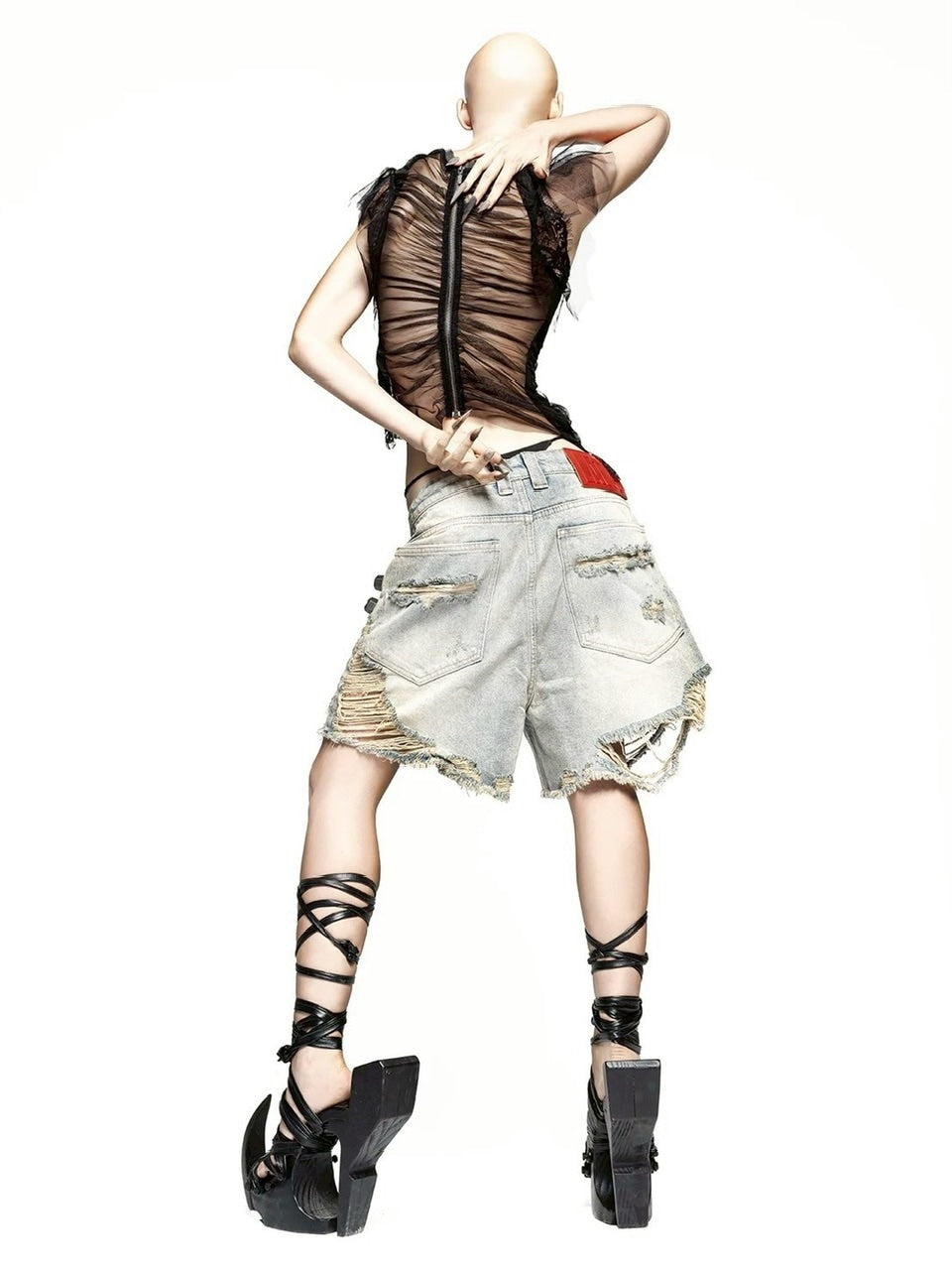 【LATUI ATELIER】HORNEY HOURS TOP / 【ラトゥイ アトリエ】クロスレースノースリーブシアートップス