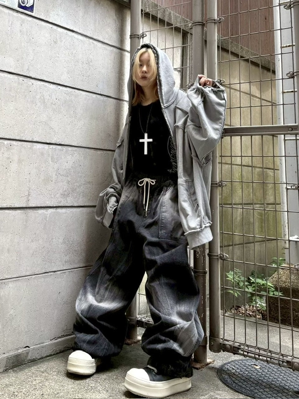 受注制【Never mind the XU】washde ballon denim pants / 【エックスユードッグ】ウォッシュドバルーンデニムパンツ