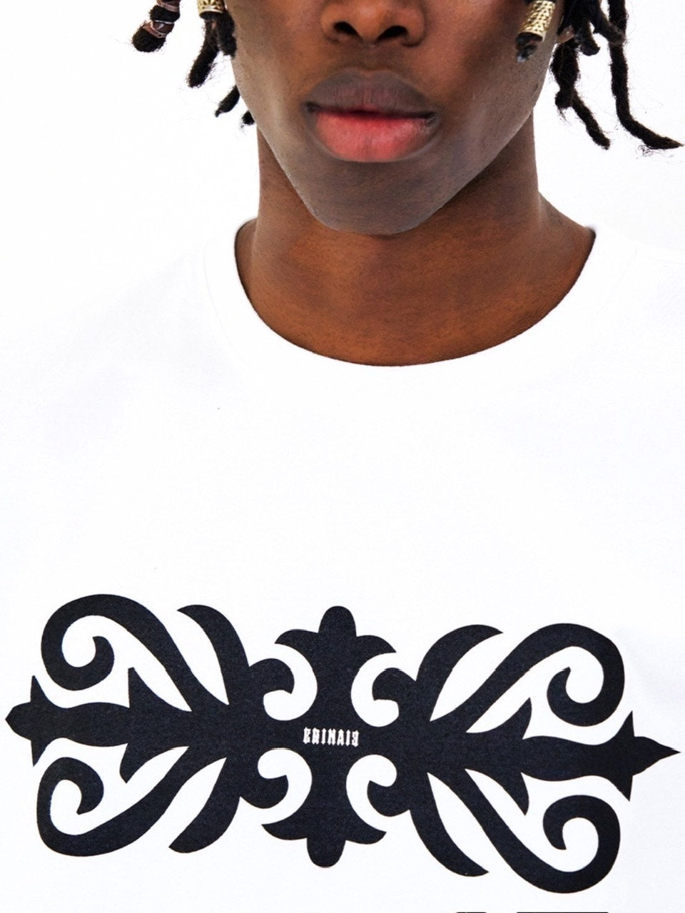 【E RIN AI E】TRIBAL SHORT SLEEVE TEE