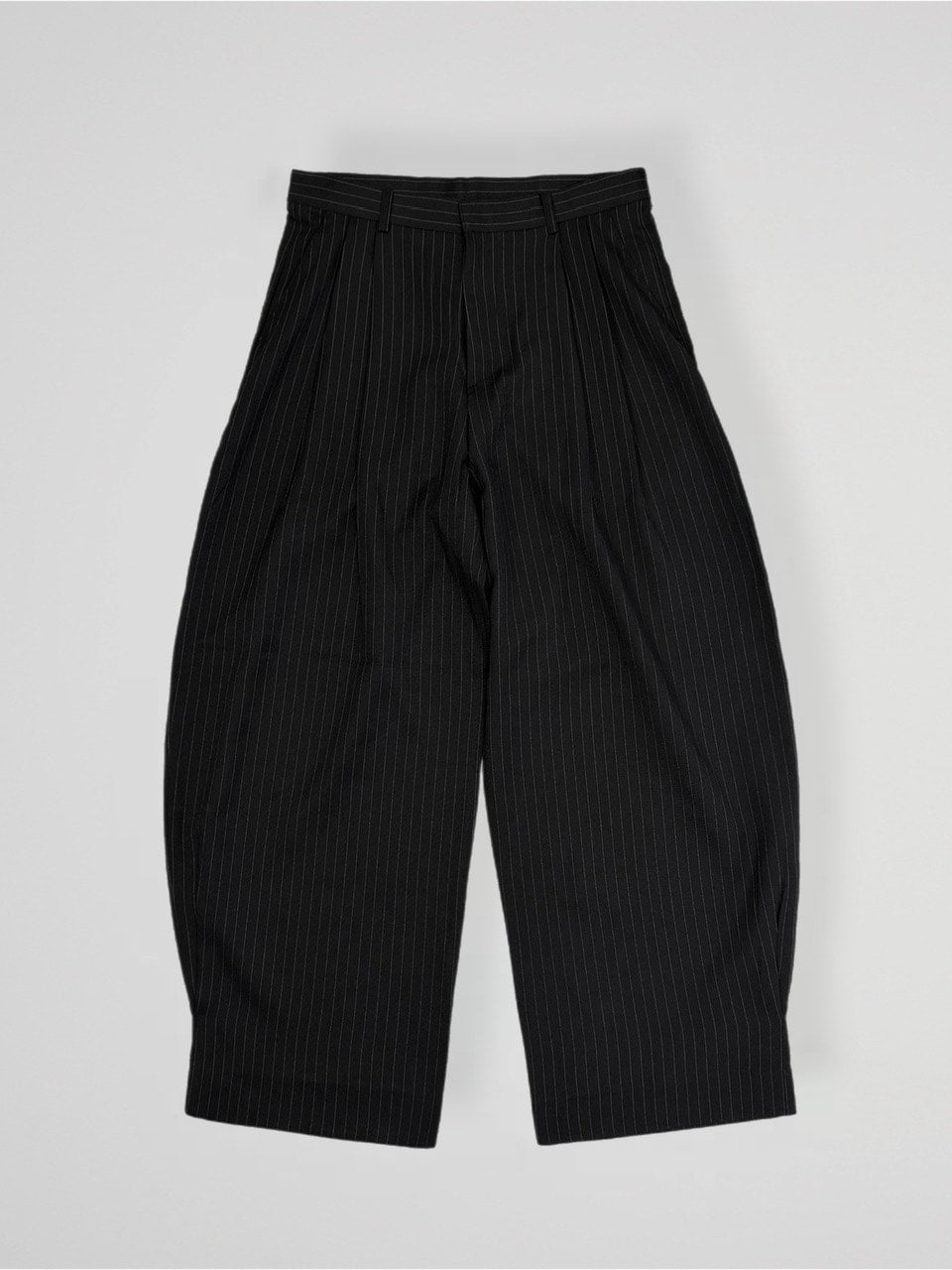 大阪店WEB限定受注制【Chikashitsu +】stripe tuck wide slacks (2color)