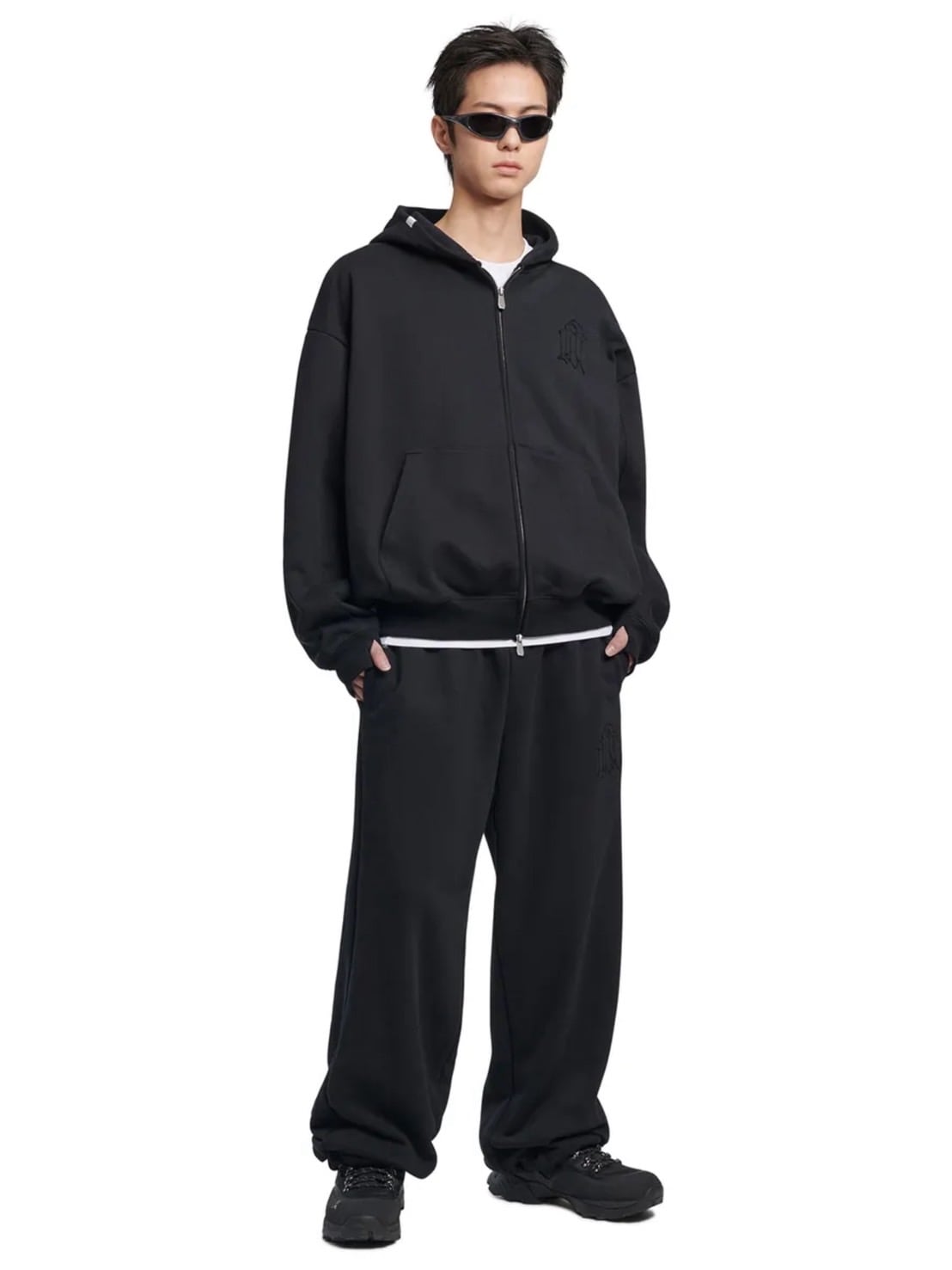 【NOMANUAL】OVERLAY LOGO SWEATPANTS