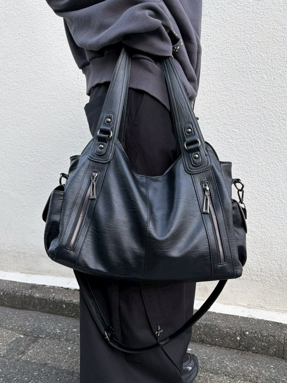 国際配送【LUV CODE】leather bag