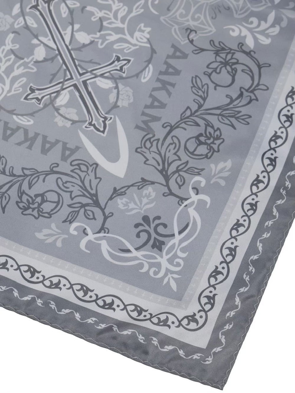 【AAKAM】X-Cross Printed Scarf