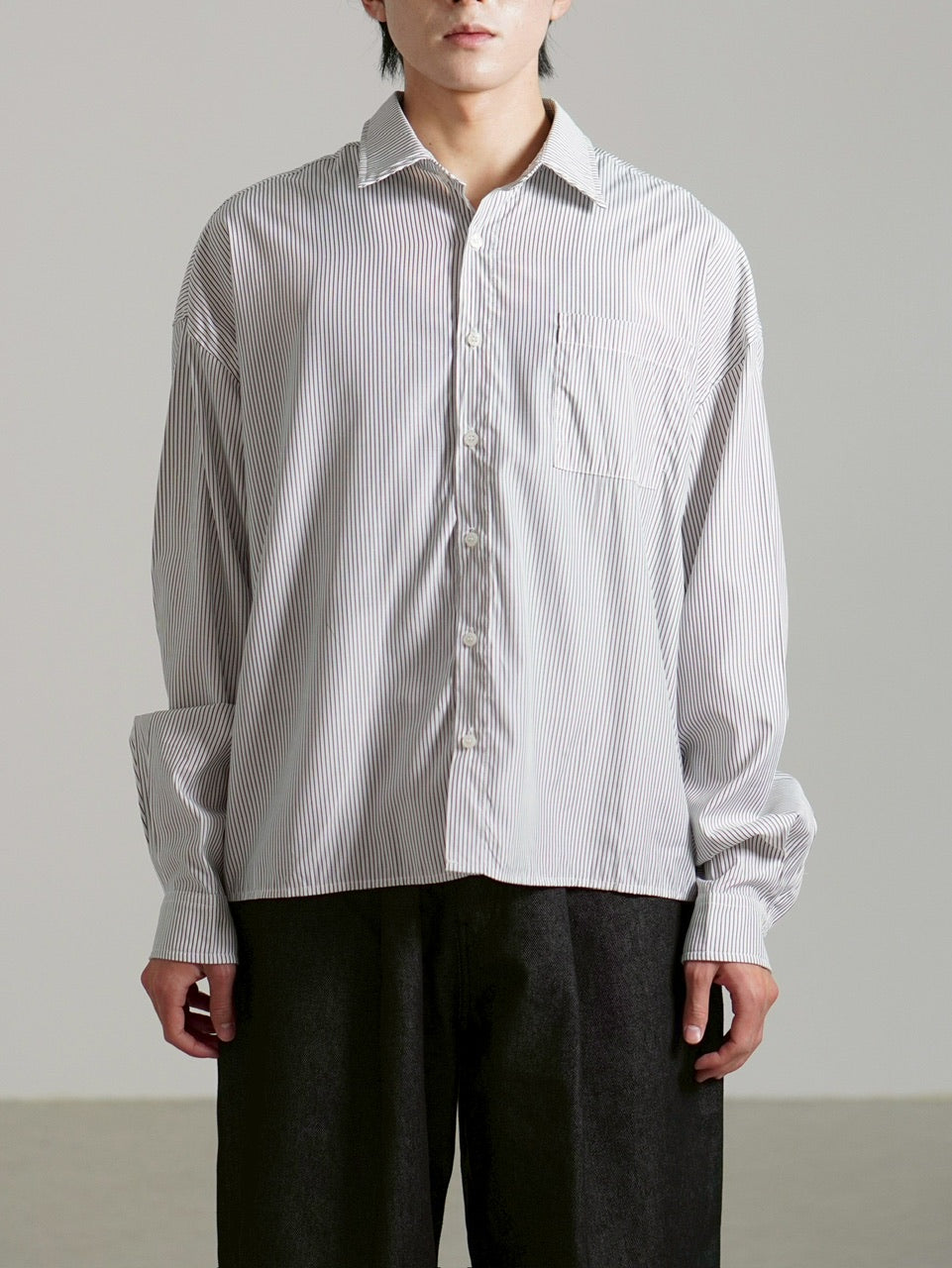 受注制【Chikashitsu +】cropped stripe shirt / 【チカシツプラス】クロップドストライプ長袖シャツ (3color)