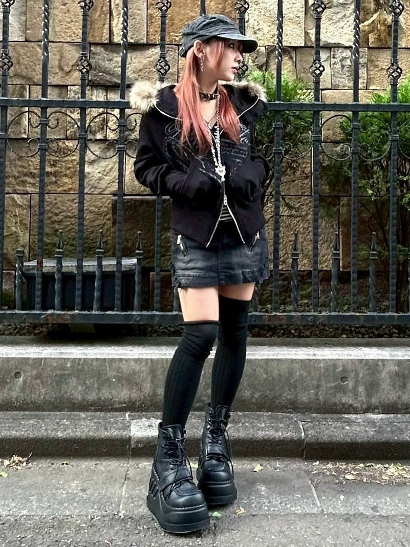 【Never mind the XU】damage denim skirt / 【ネバーマインドザエックスユー】ダメージデニムスカート (2color)