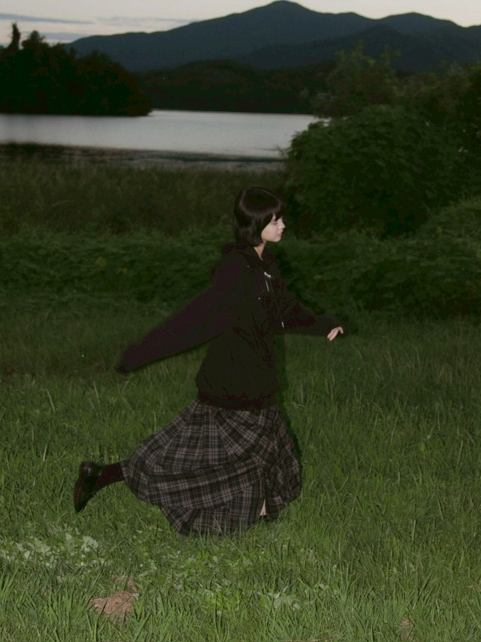 【FLAREUP】Ruffle Zip Hoodie / 【フレアアップ】ラッフルジップアップパーカー