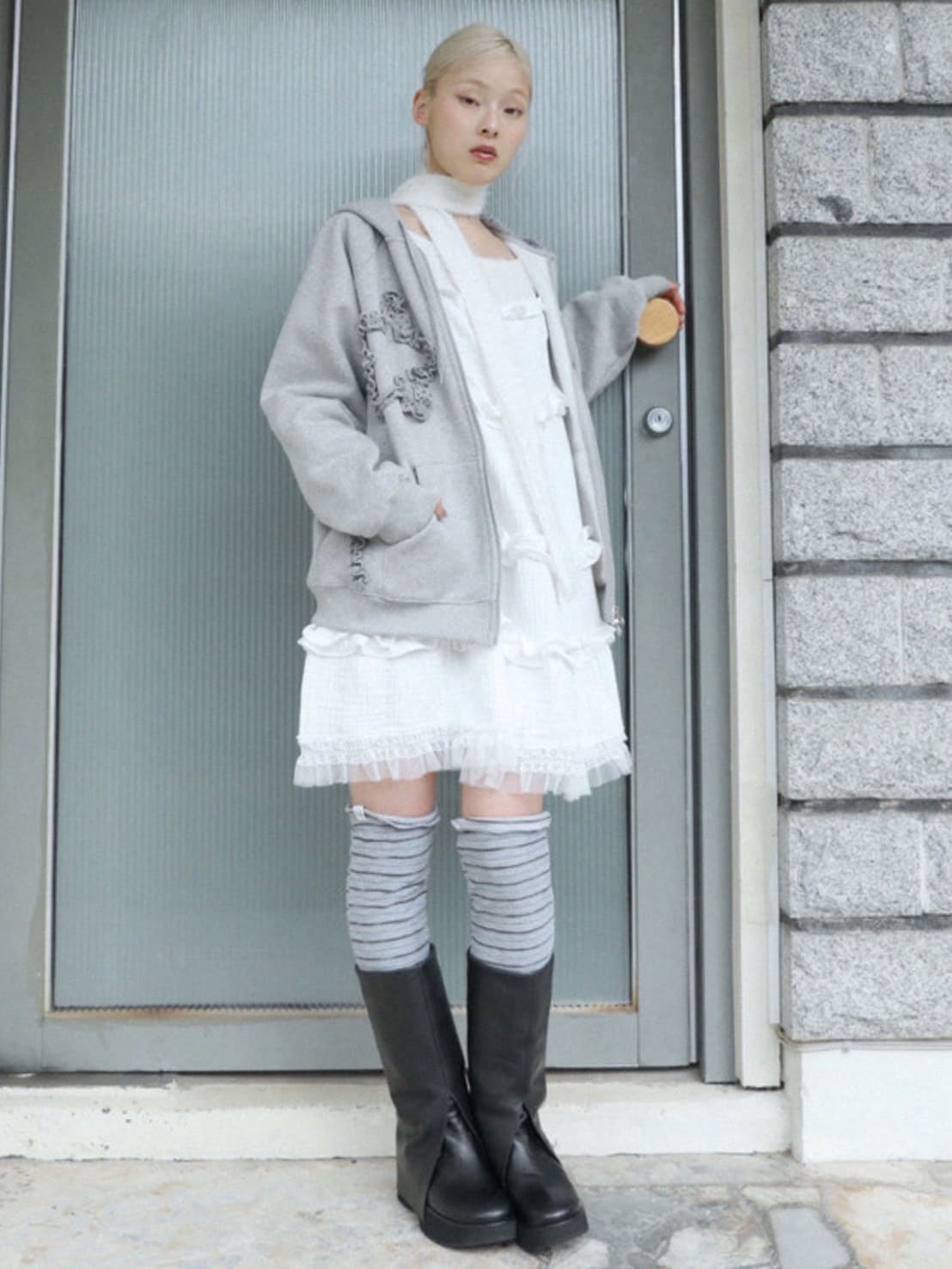 12/21 20:00 再販【Uglyshadow】FLOWER STAR HOODED ZIPUP