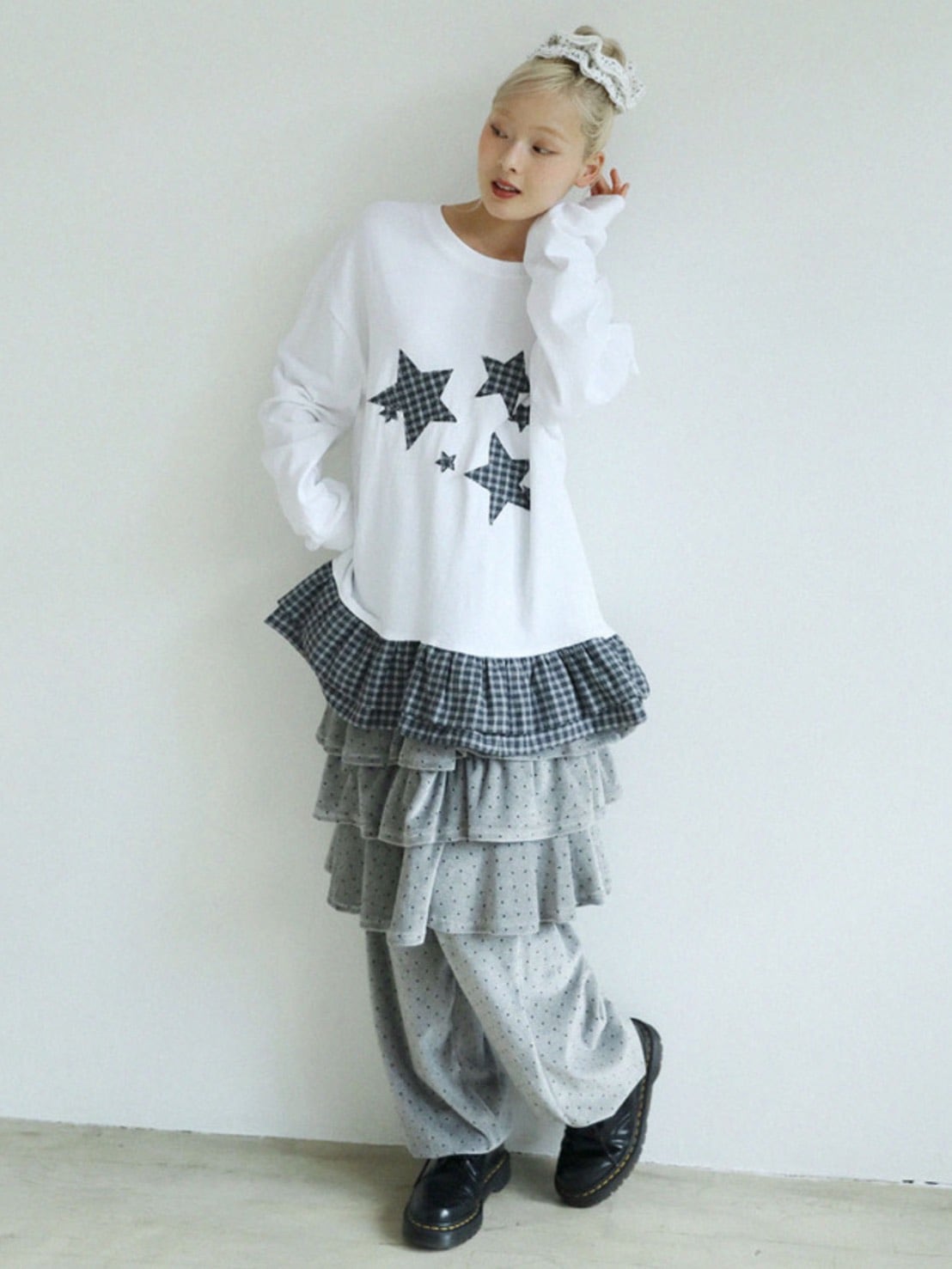 12/21 20:00 再販【Uglyshadow】STAR FRILL LONGSLEEVED T-SHIRT