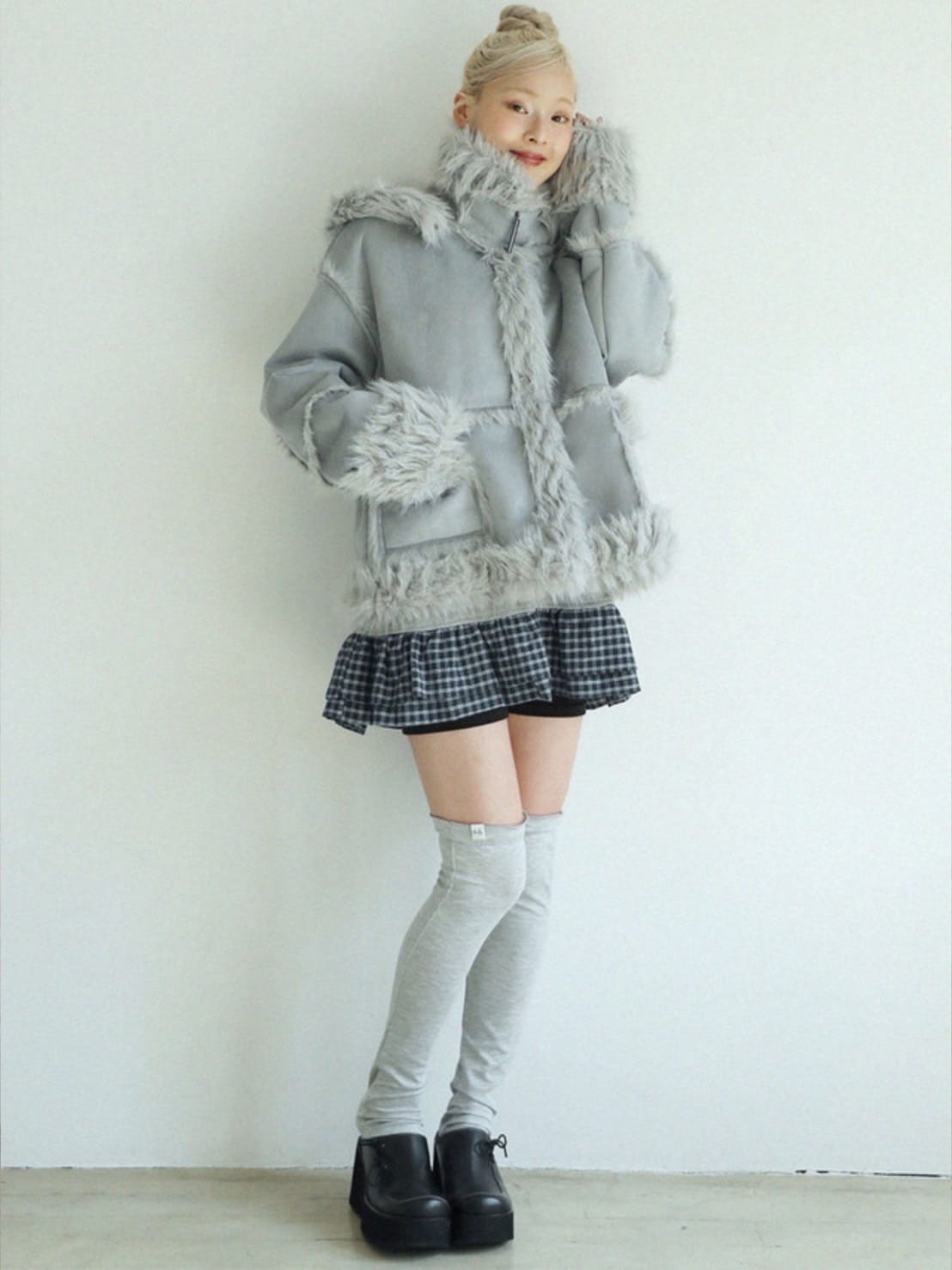 12/21 20:00 再販【Uglyshadow】KNEE HIGH SOCKS