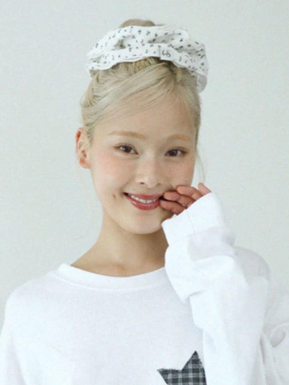 12/21 20:00 再販【Uglyshadow】FLOWER WAFFLE SCRUNCHIE