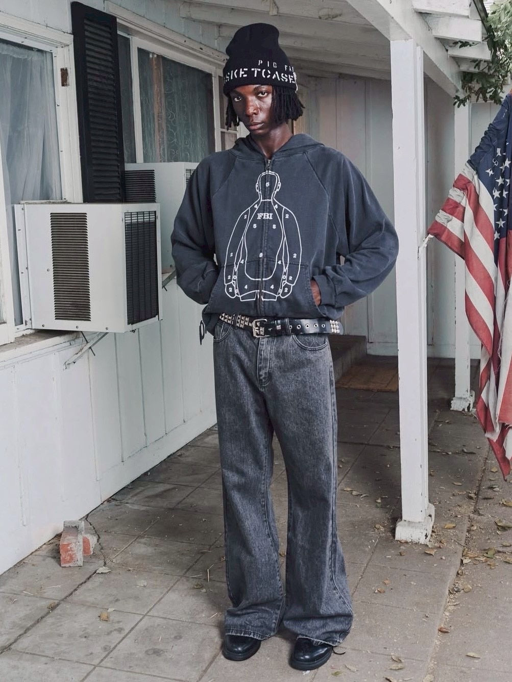 【BASKETCASE】PIGFARM, beanie / 【バスケットケース】ロゴビーニーニット帽