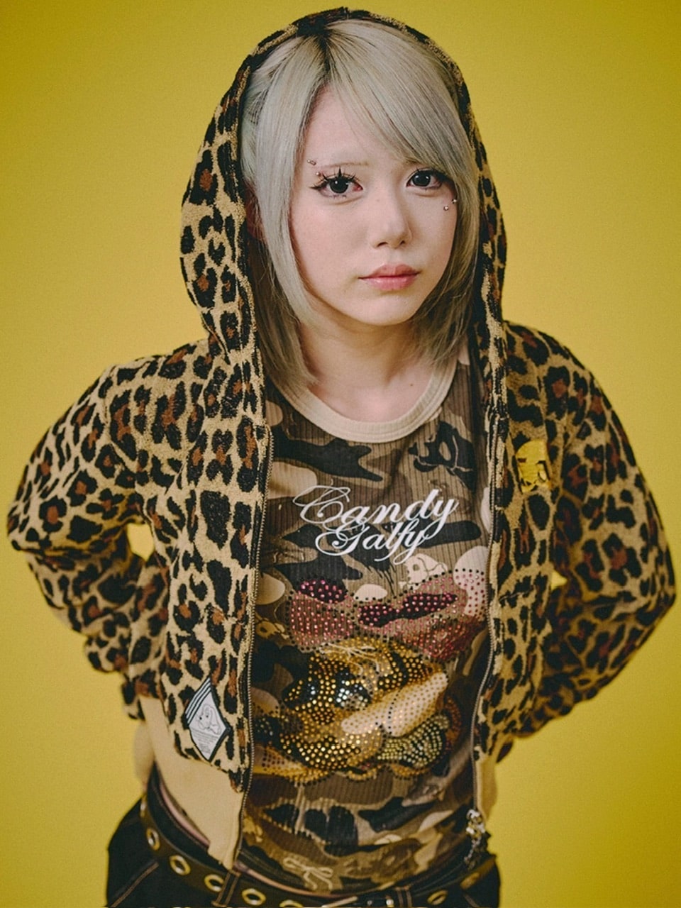 【GALFY】フユGAL 豹パーカー