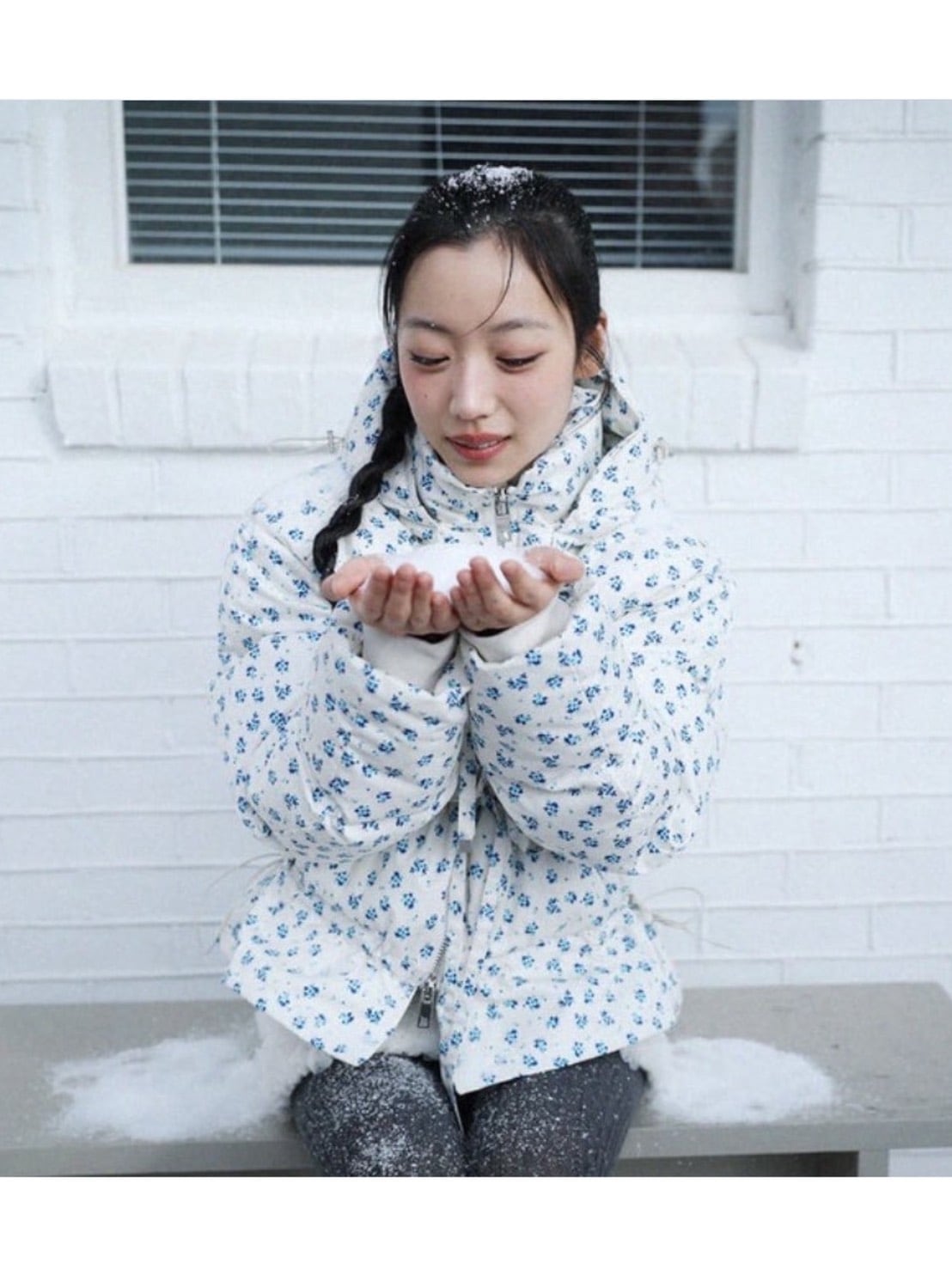 12/21 20:00 発売【Uglyshadow】FLOWER RIBBON PADDING JUMPER