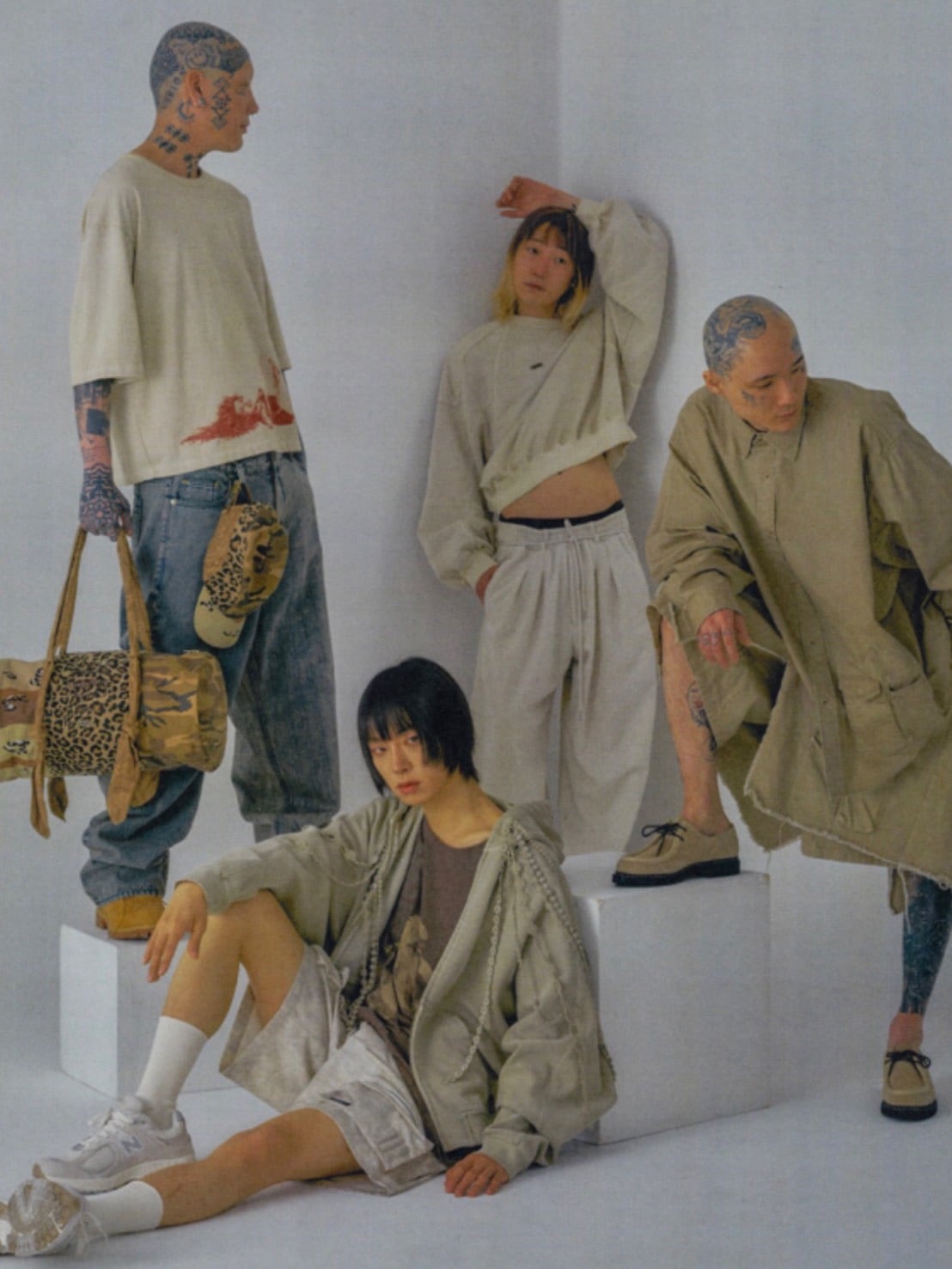 着画、物撮りまだ【AJOBYAJO】Laced Multi-Drawstring Zip-Up Hoodie