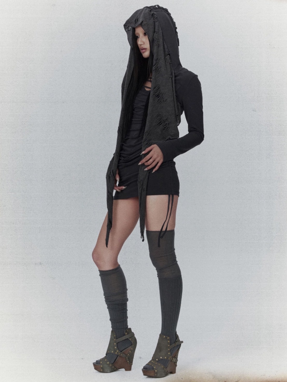 【bonienkiye】Distressed Hood Scarf Dress