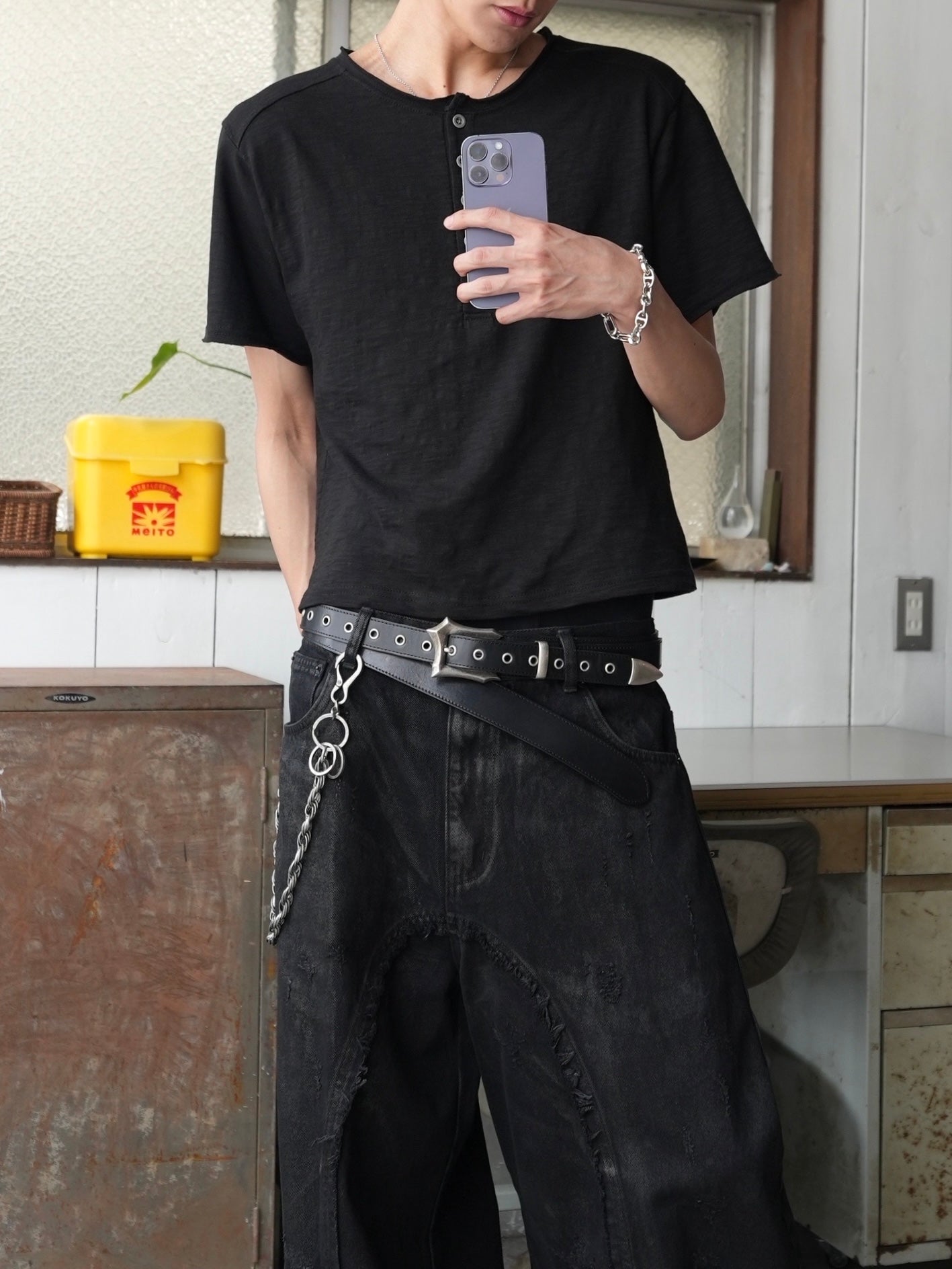 【CHIKASHITSU PLUS HIGH】Steel button short sleeve henley tee (2color)