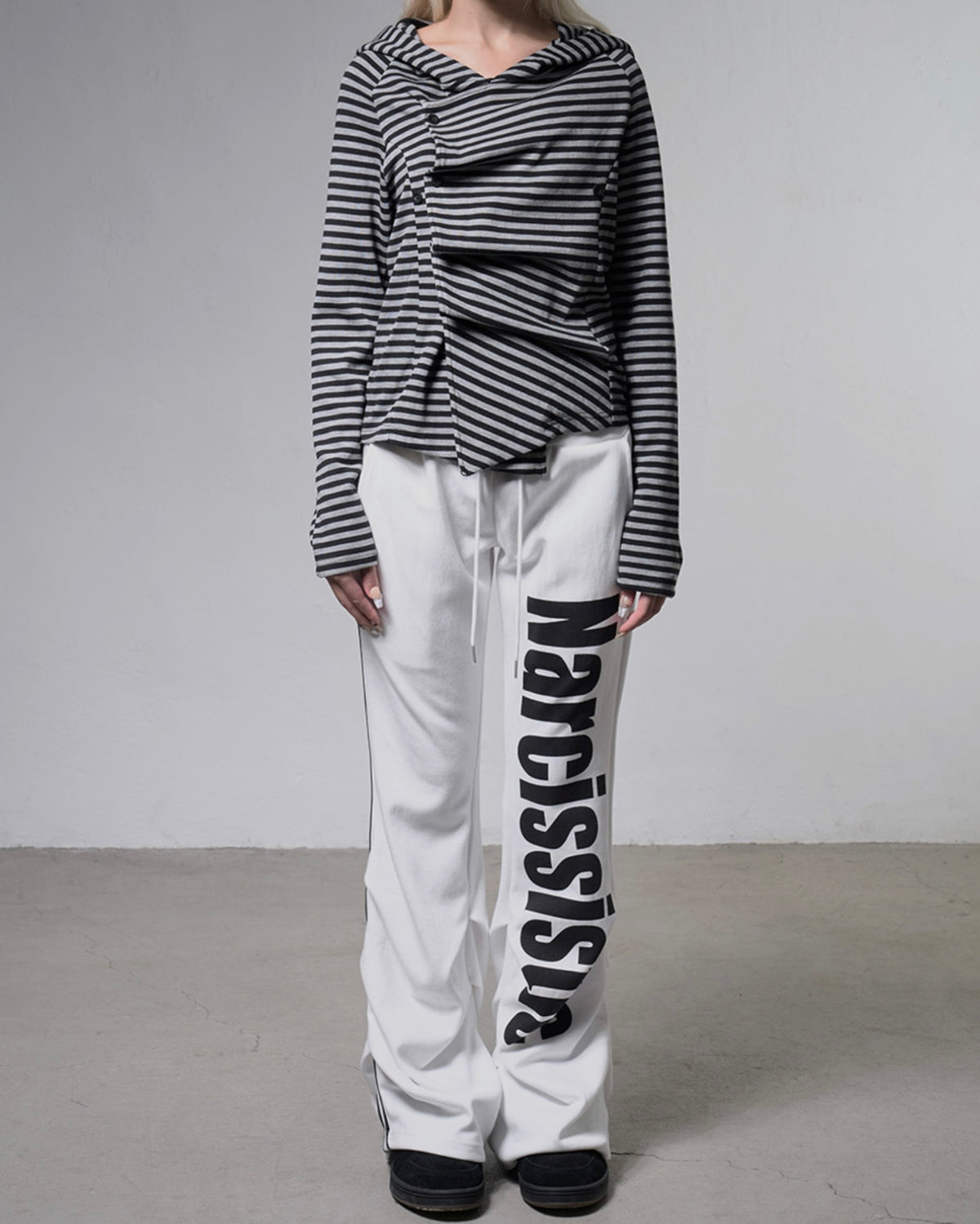 【FANCY CLUB】NARCISSISTIC PINTUCK SWEATPANTS