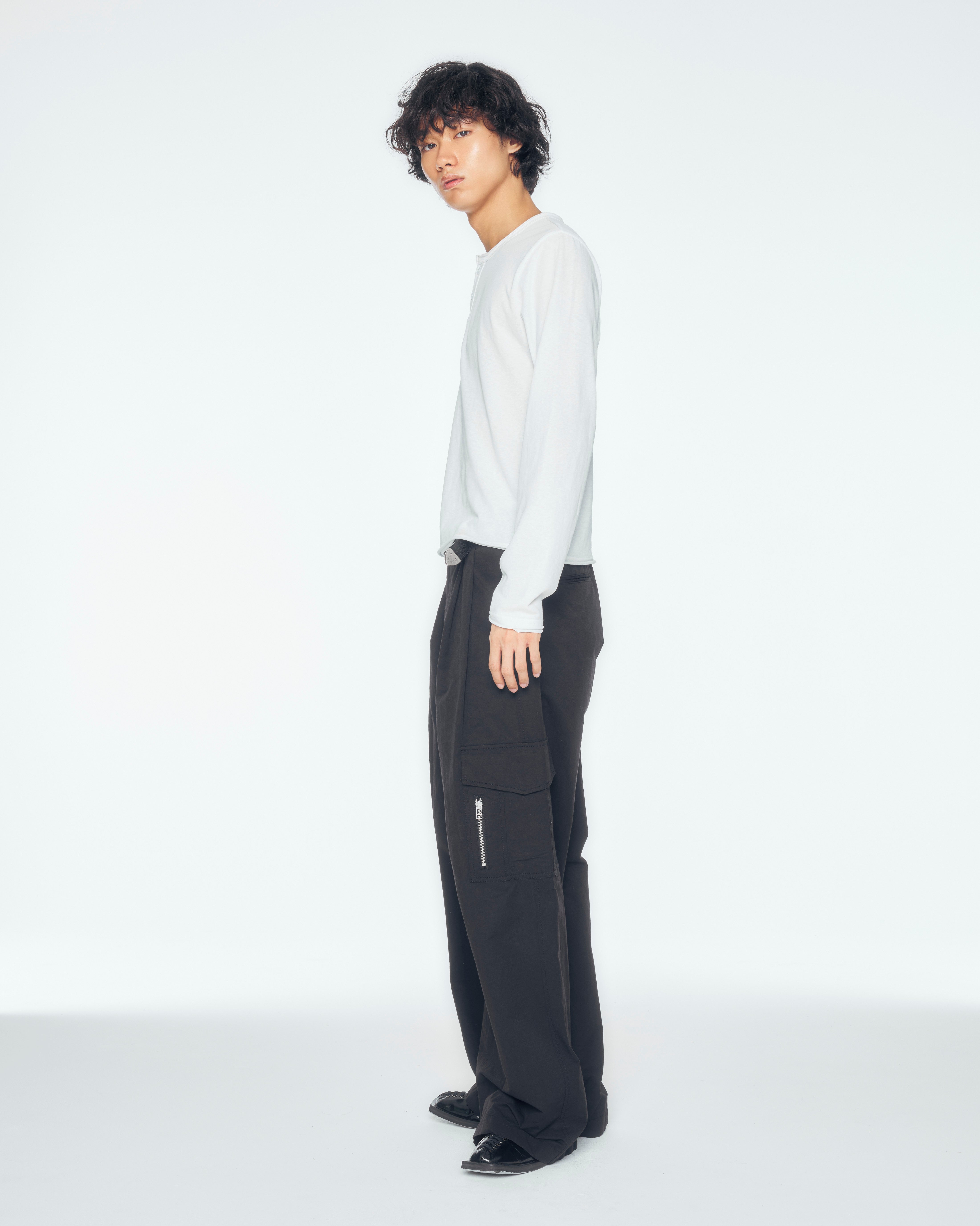 CS】two tuck nylon cargo trousers – PRESSING WEB SHOP