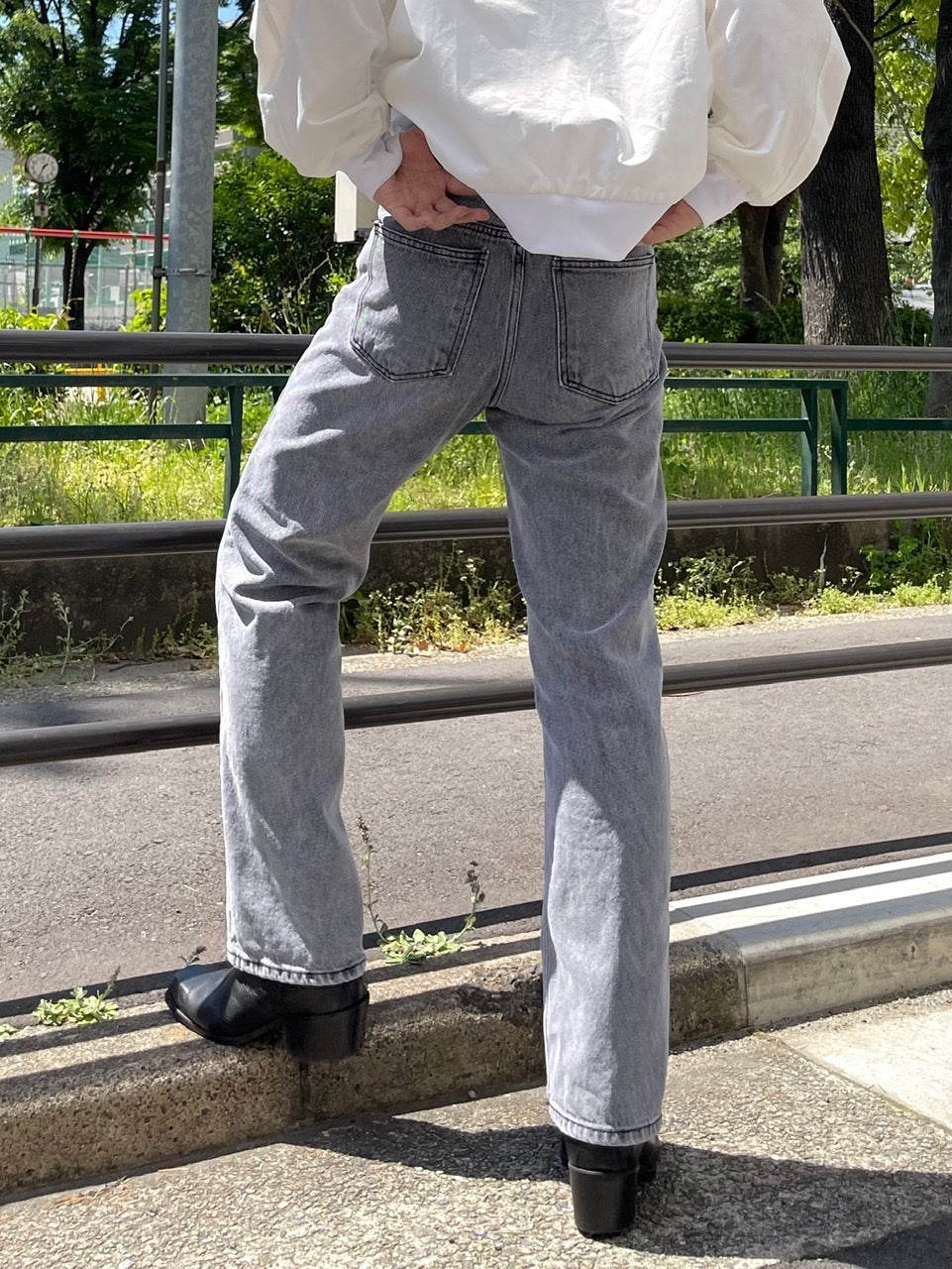 受注制【Chikashitsu +】semi wide denim pants