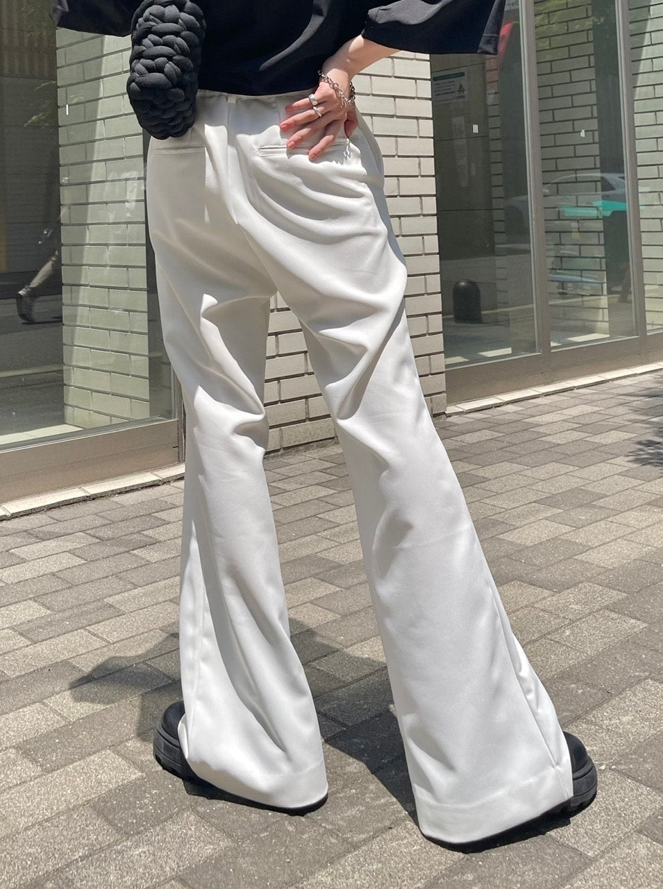 【Chikashitsu + ORIGINAL】full length flare slacks (2color)