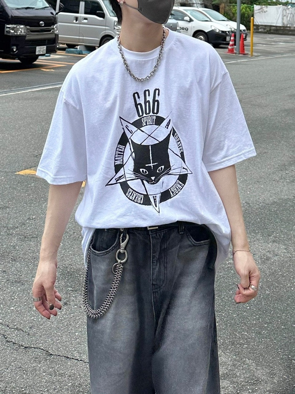 大阪店WEB限定【Chikashitsu +】oversized cats t-shirt (2color)