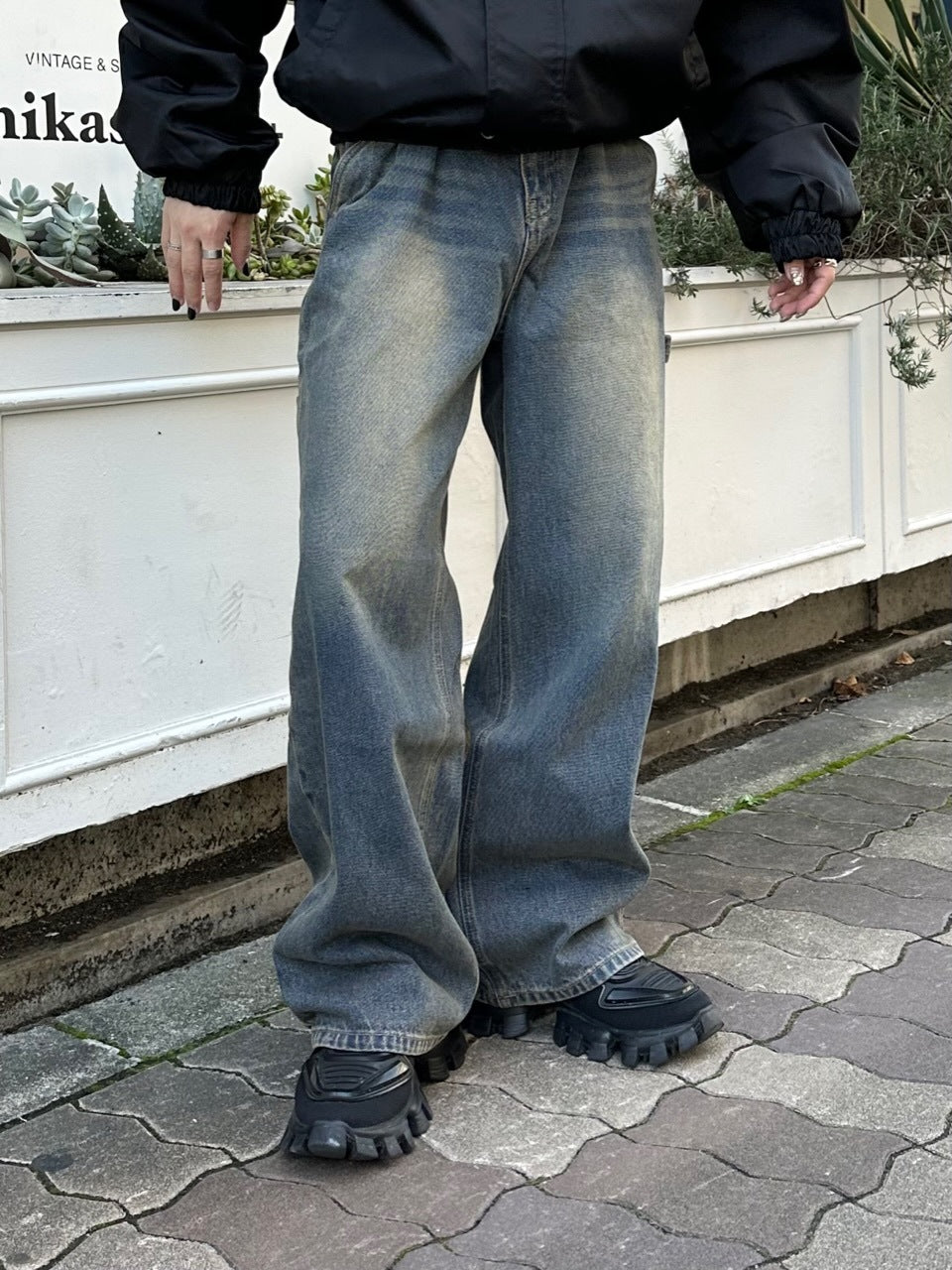 大阪店WEB限定受注制【Chikashitsu +】vintage wash carpenter denim pants (2color)